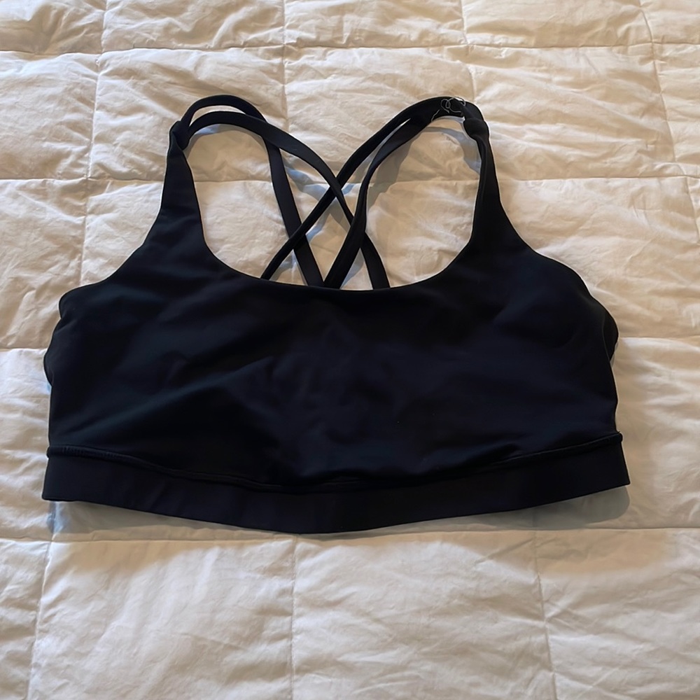 Lululemon sports bra size 12 great condition!